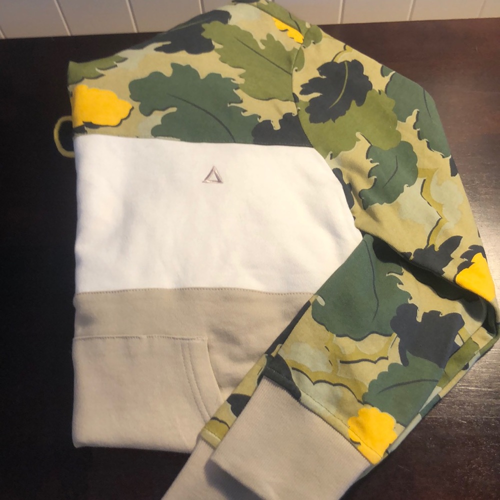 Asphalt Tri-block hoodie